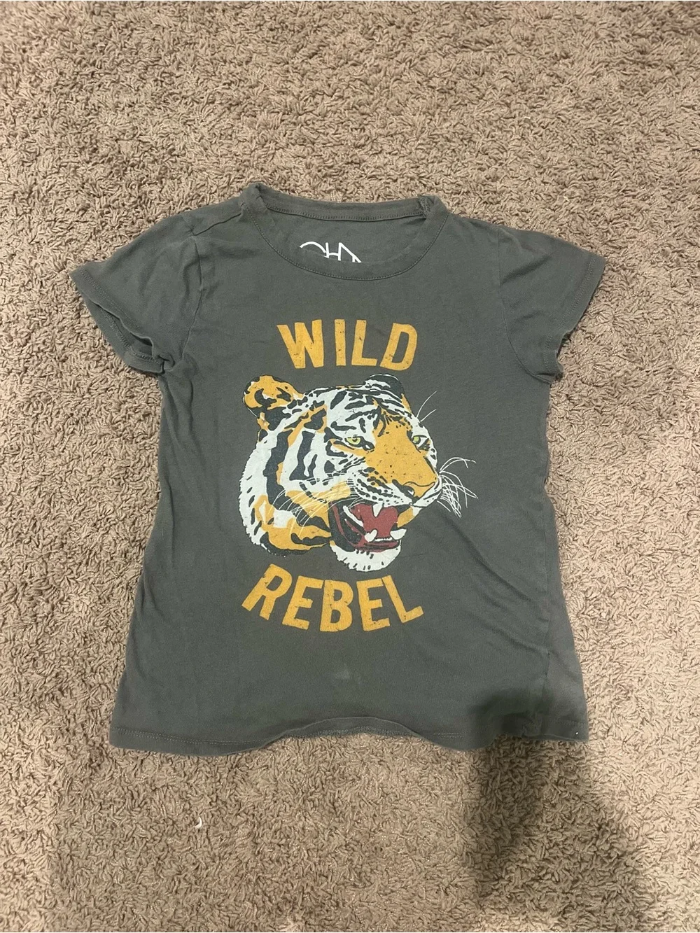 Girls' Gray 'Wild Rebel' Tiger Graphic Tee